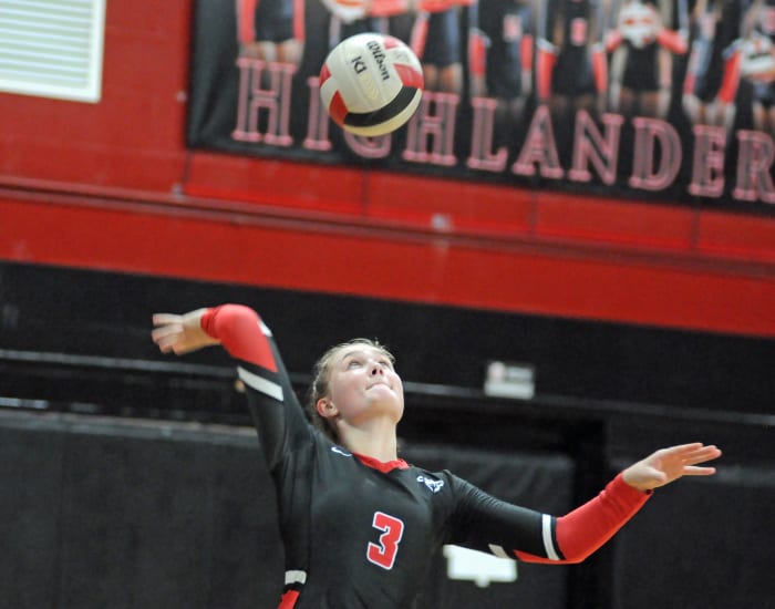 Lake Highland Prep setter Ava Wallis, a Northeastern University commitment, served seven aces and tallied 33 assists in the Highlanders' 25-8, 25-15, 25-21 Region 2-3A volleyball final victory against Boca Raton St. Andrew's.